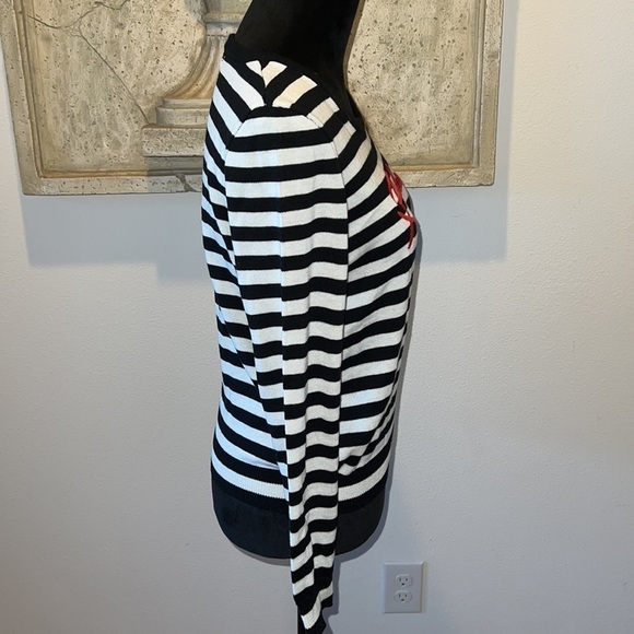 BCBGENERATION striped long sleeve sweater black white Sz XS - Picture 9 of 11